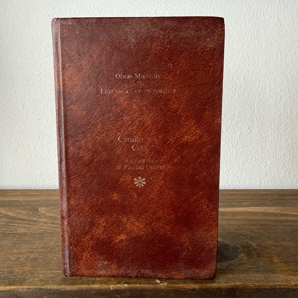 La familia de Pascual Duarte Camilo Jose Cela 1983 Spanish Hardcover Book